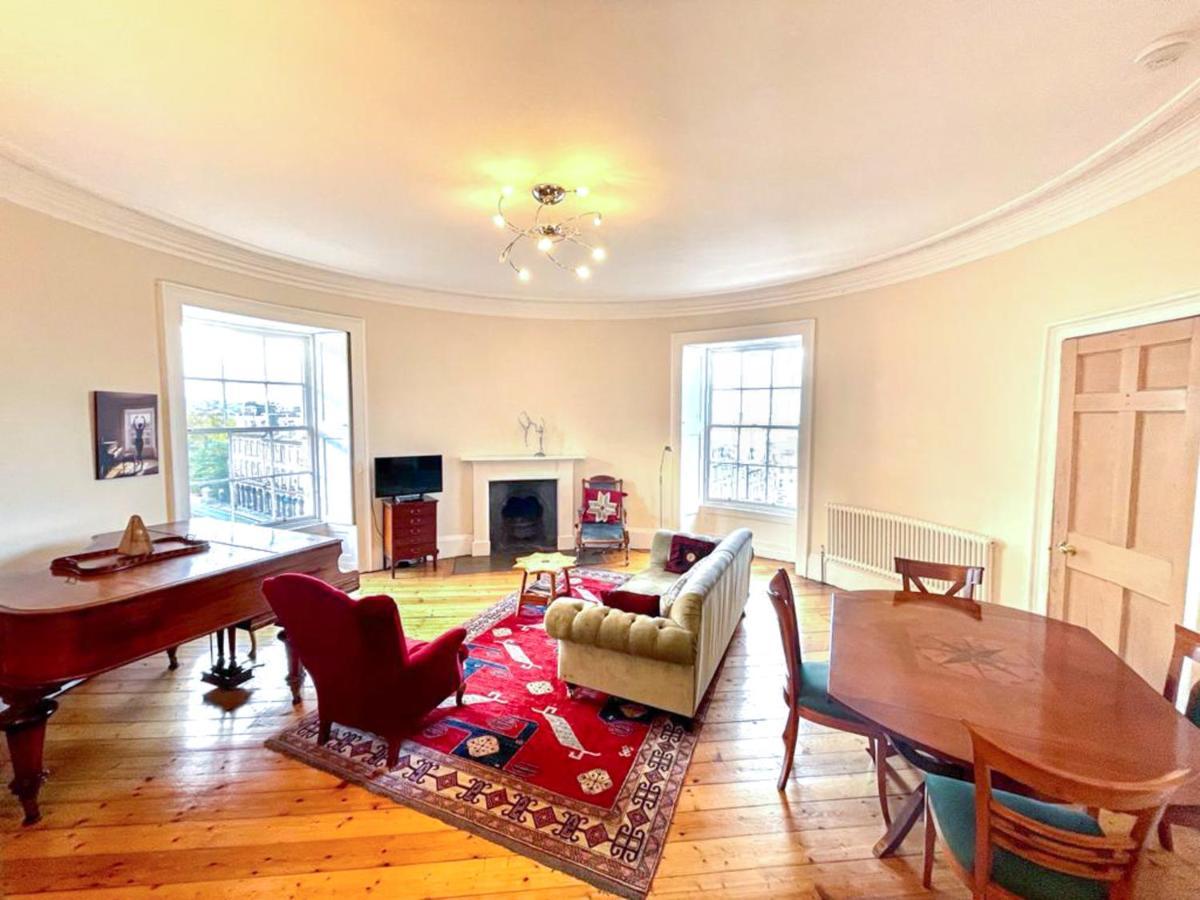 شقة Incredible St Andrew'S Sq - 2 Bed In The Sky المظهر الخارجي الصورة